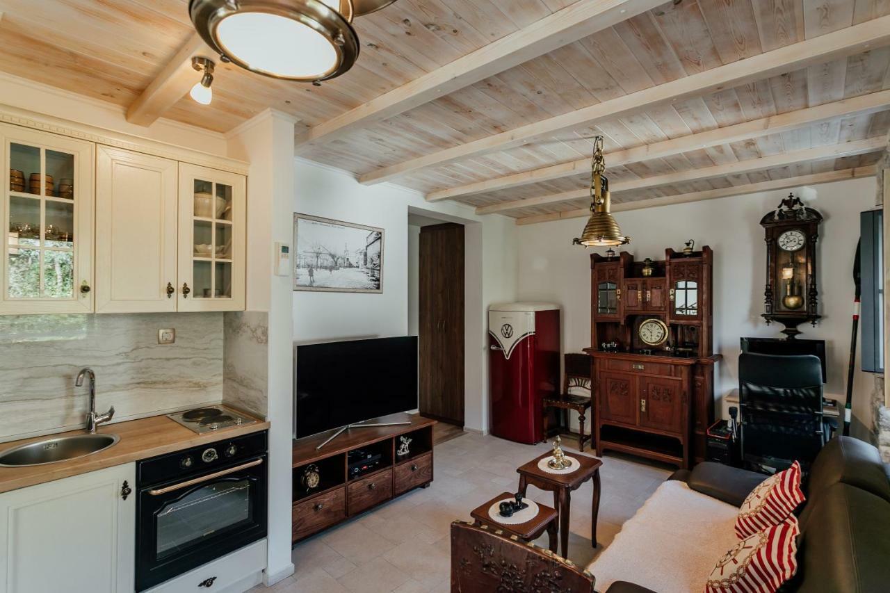 Magnolia Apartment Kotor Eksteriør billede