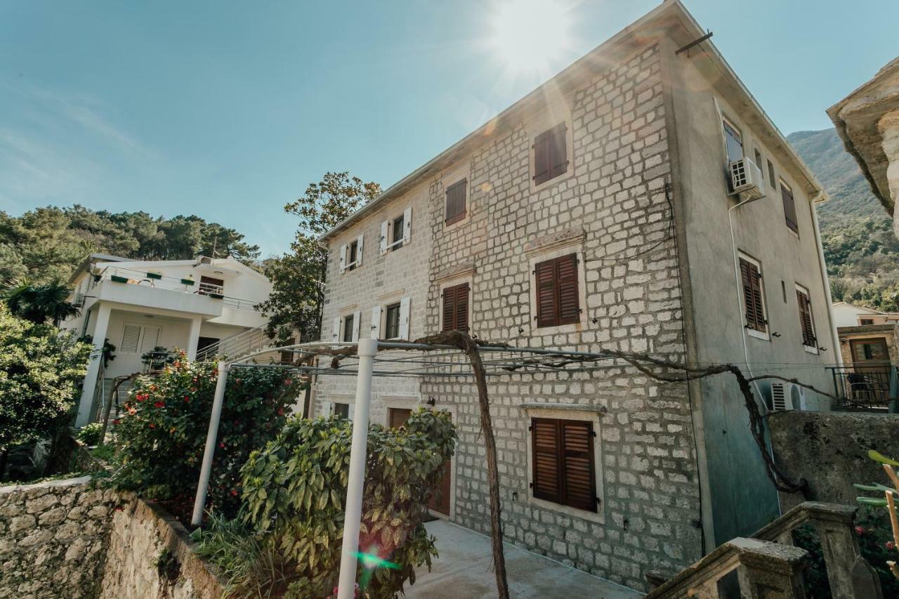 Magnolia Apartment Kotor Eksteriør billede